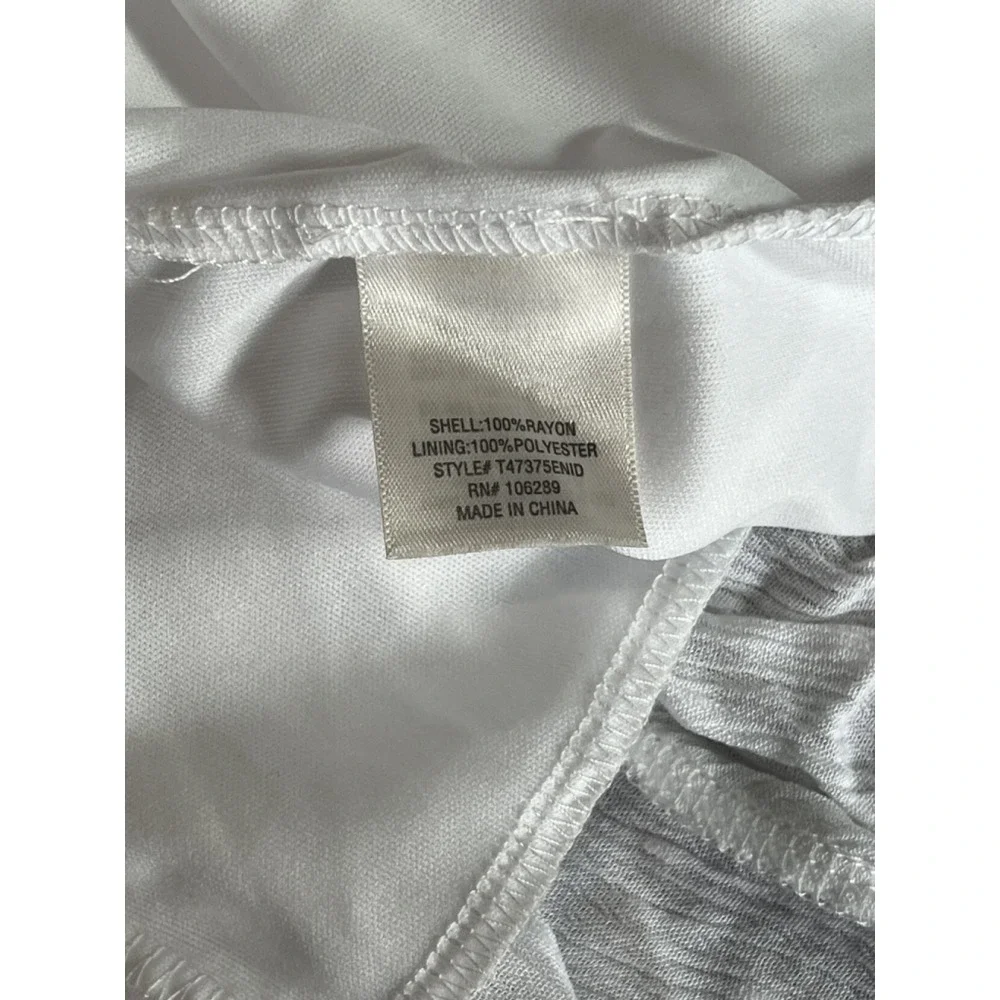 NWT‎ Francesca's White Mini Skirt Elastic Waist Ruffle Hem Textured Youth 12